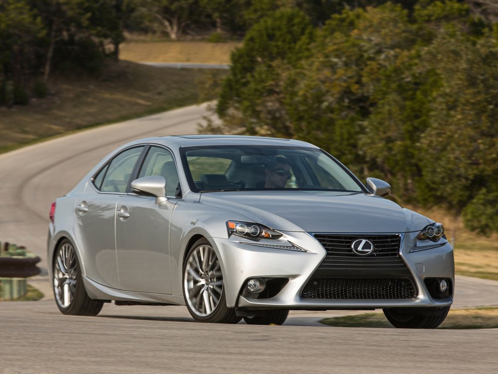 Lexus is 250 2014