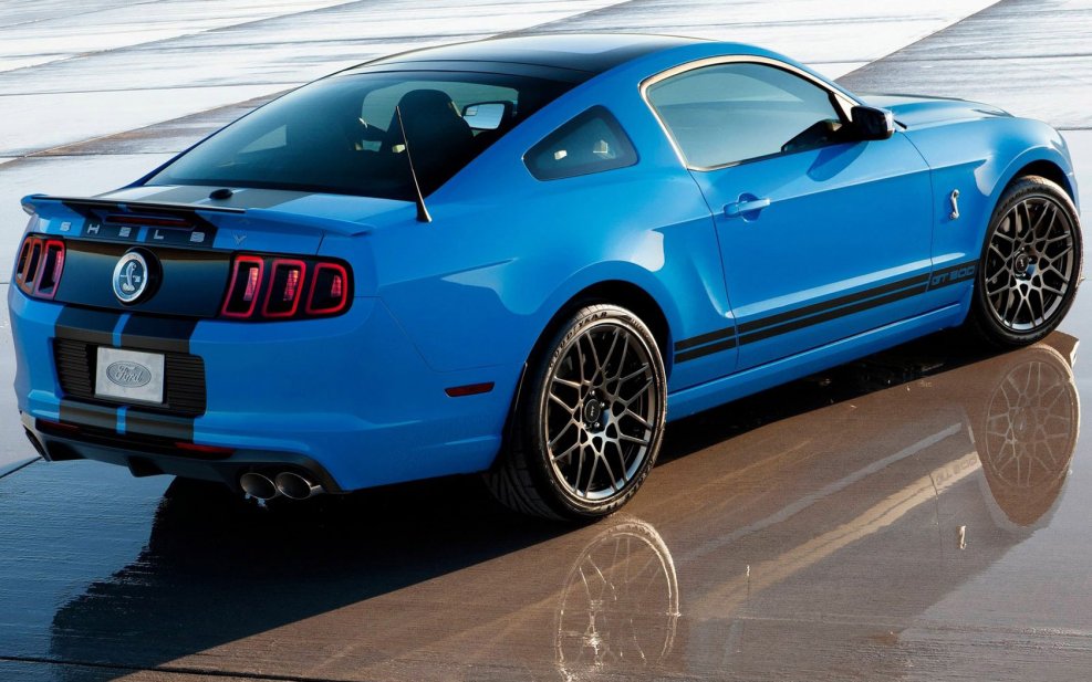 Ford Mustang super Snake 2005