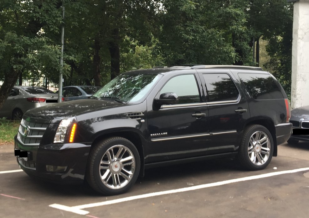 Cadillac Escalade 3 поколение