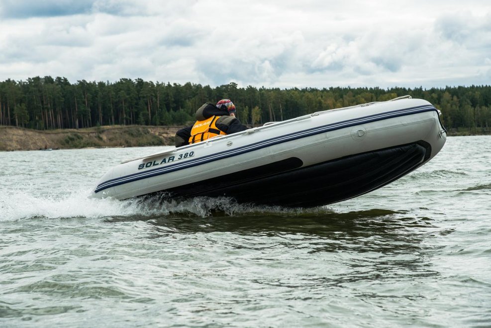 Лодка Solar 380 maxima