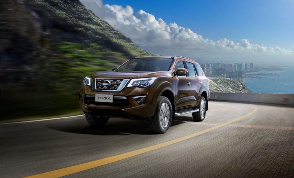 Nissan рамный внедорожник Terra