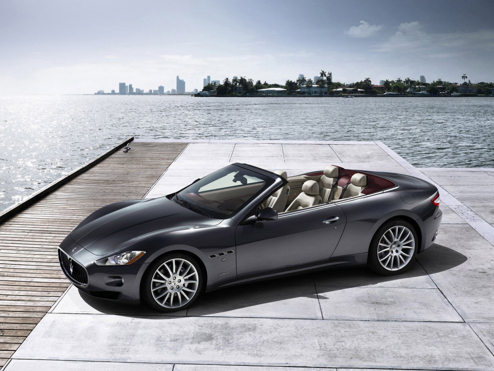 Maserati GRANCABRIO 2010
