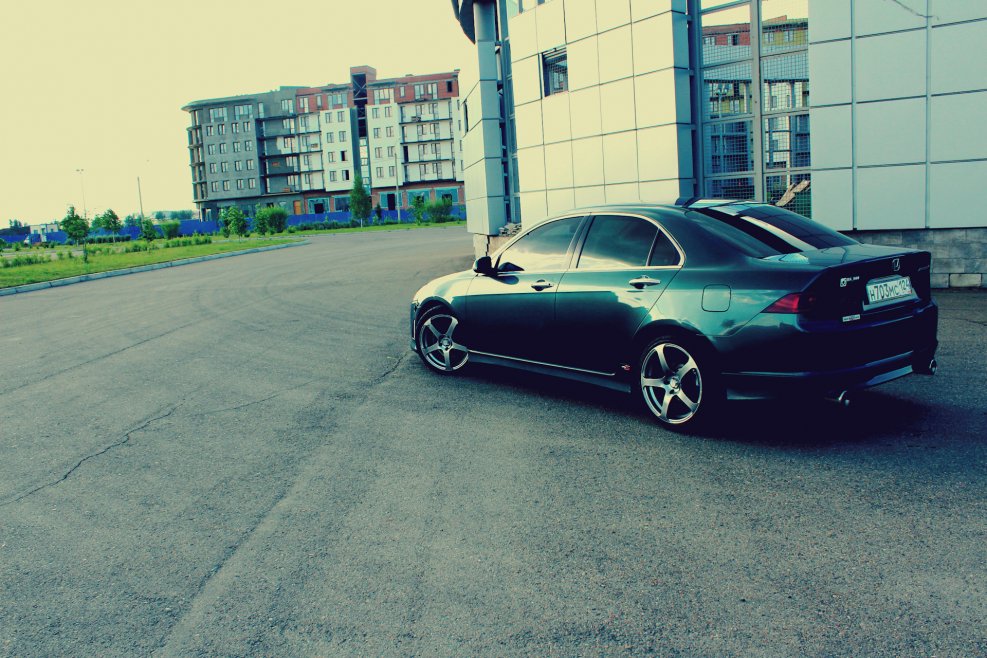 Honda Accord (7g)