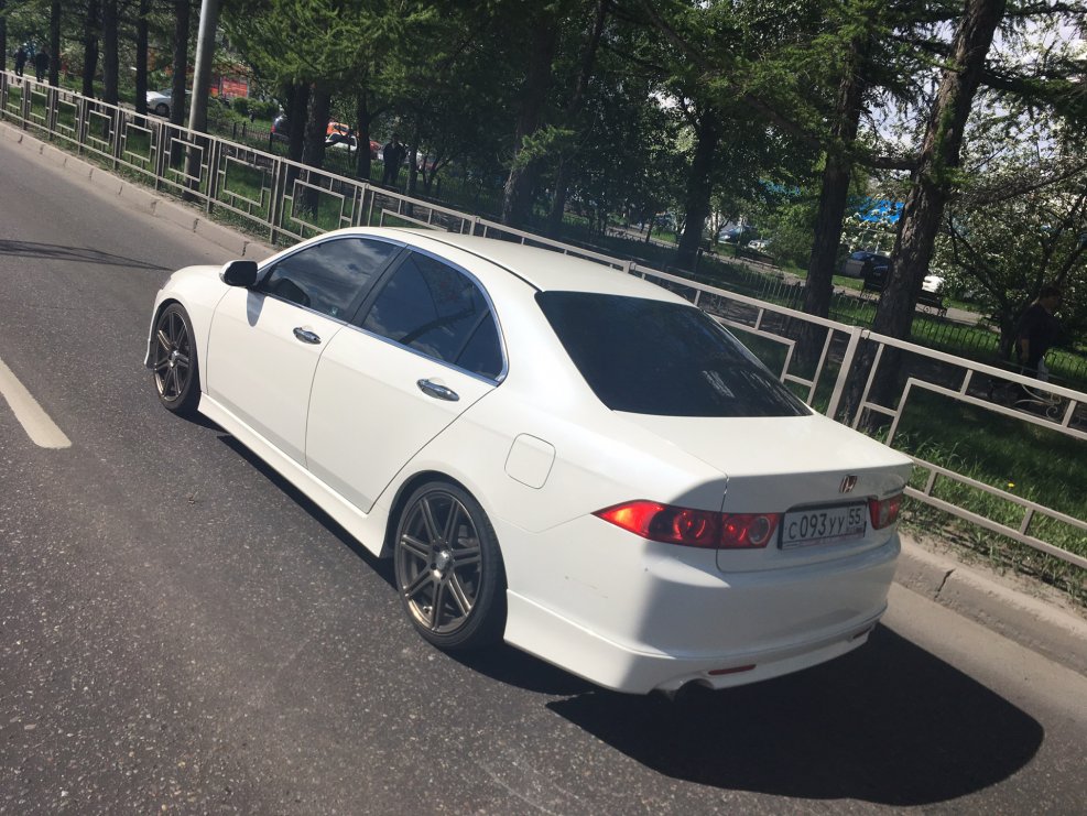 Honda Accord 7 cl9