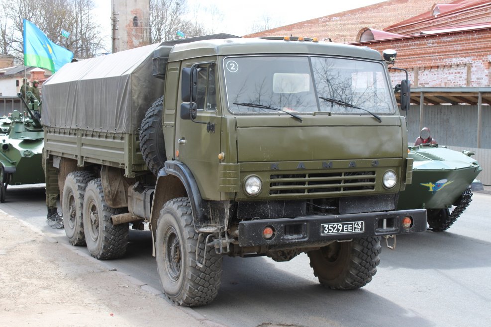 КАМАЗ 5350