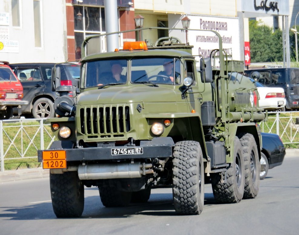 КАМАЗ 4320 военный