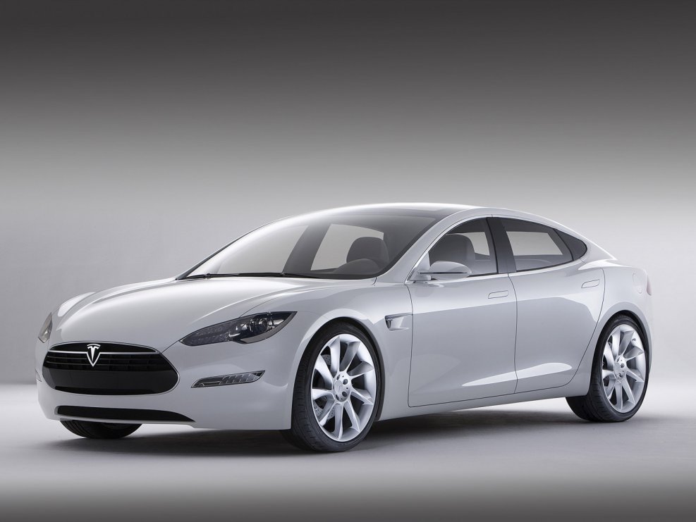 Tesla седан model s