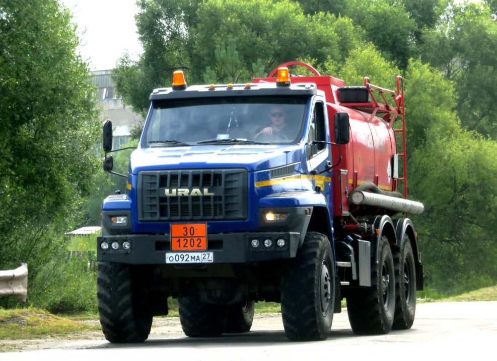 Самосвал Урал 5557 1992