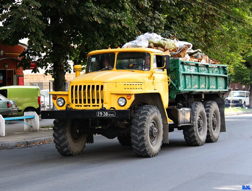 Урал 5557 с ЯМЗ