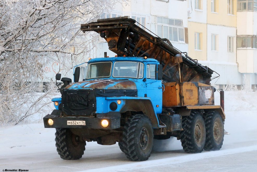 Урал 5557 колхозник