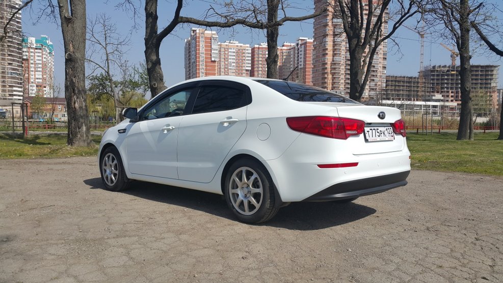 Kia Rio 3 r16