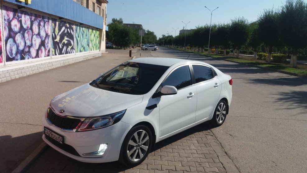 Kia Rio r3