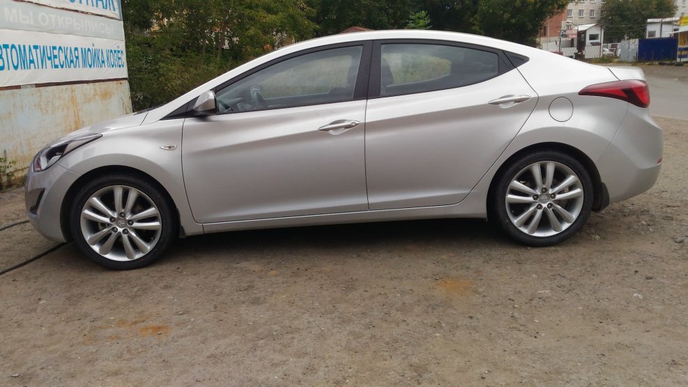 215/60/17 Elantra MD