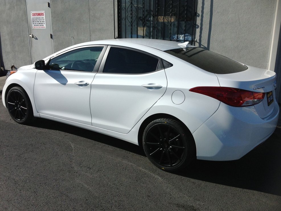Hyundai Elantra 6 Black Wheels