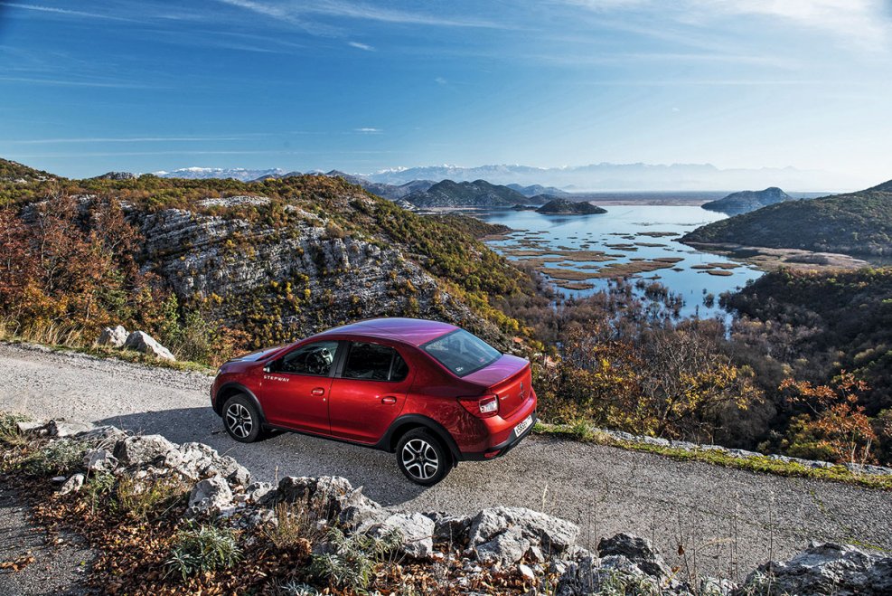 Renault Sandero 1.6 at, 2013