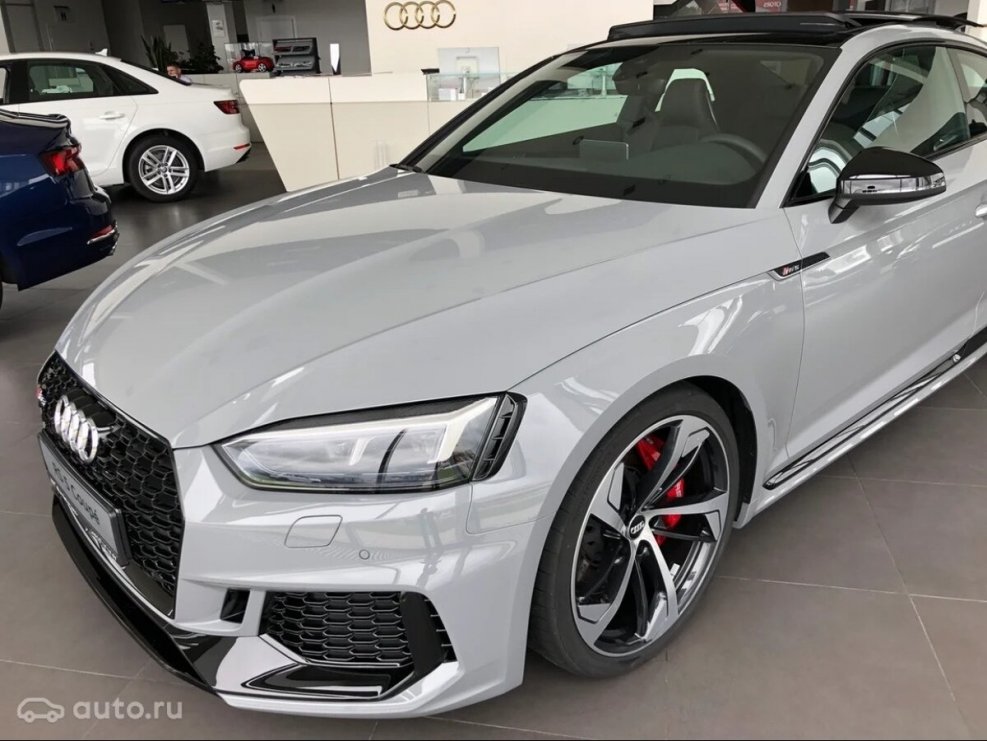 Audi rs5 серая