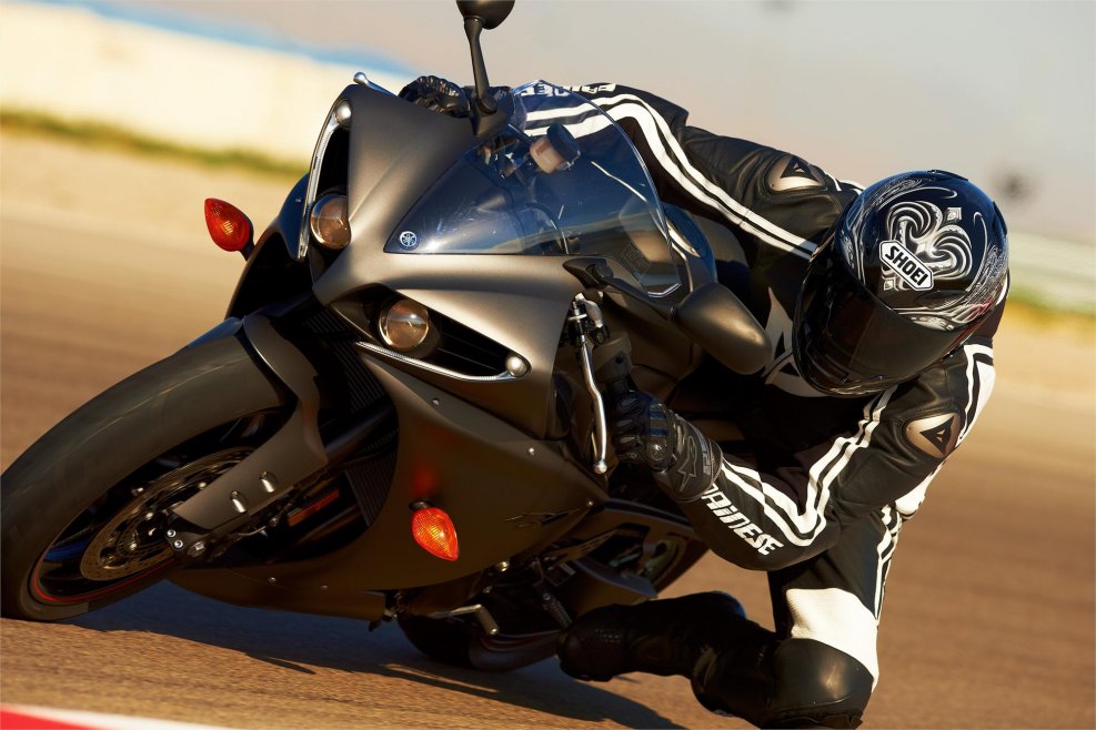 Yamaha YZF-r1