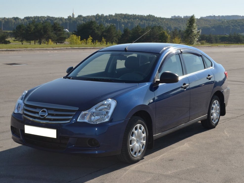 Nissan Almera g15