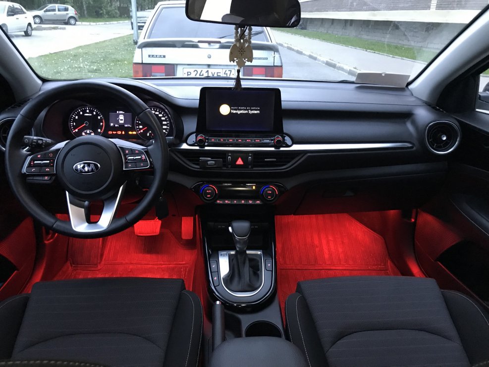 Kia Cerato 4 салон