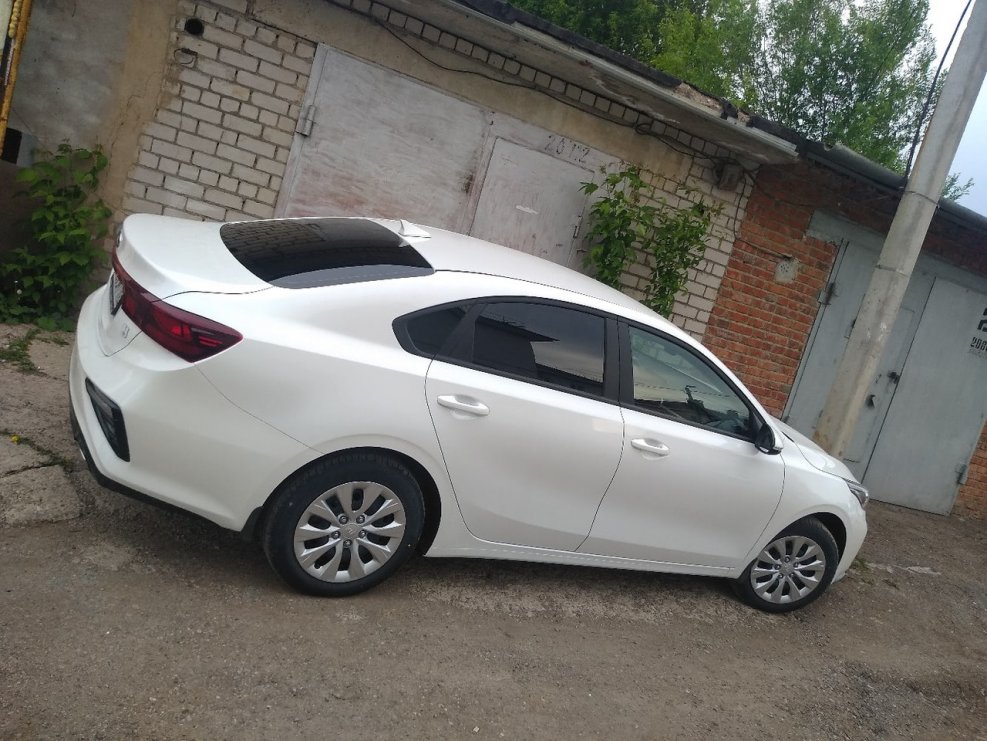 Kia Cerato 2020 синяя