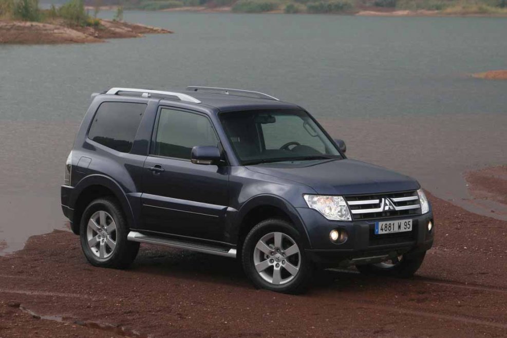 Mitsubishi Pajero 3 Door