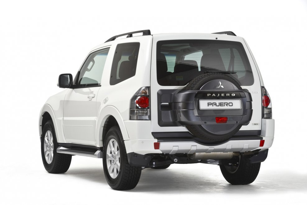 Mitsubishi Pajero 4 3 Door
