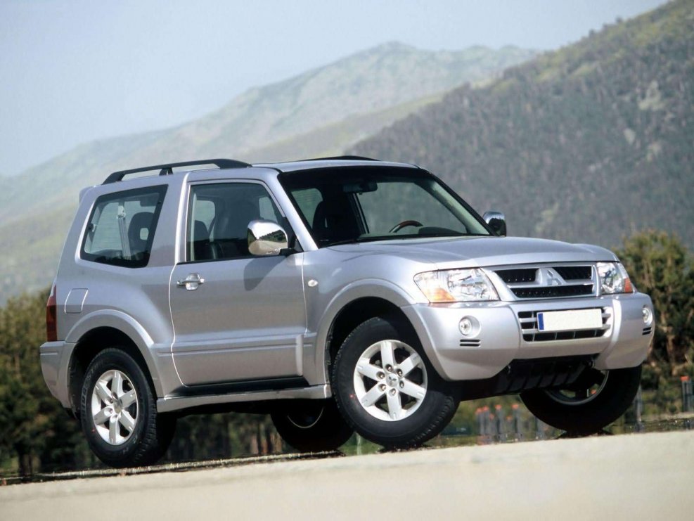 Mitsubishi Pajero 3 Door 2005