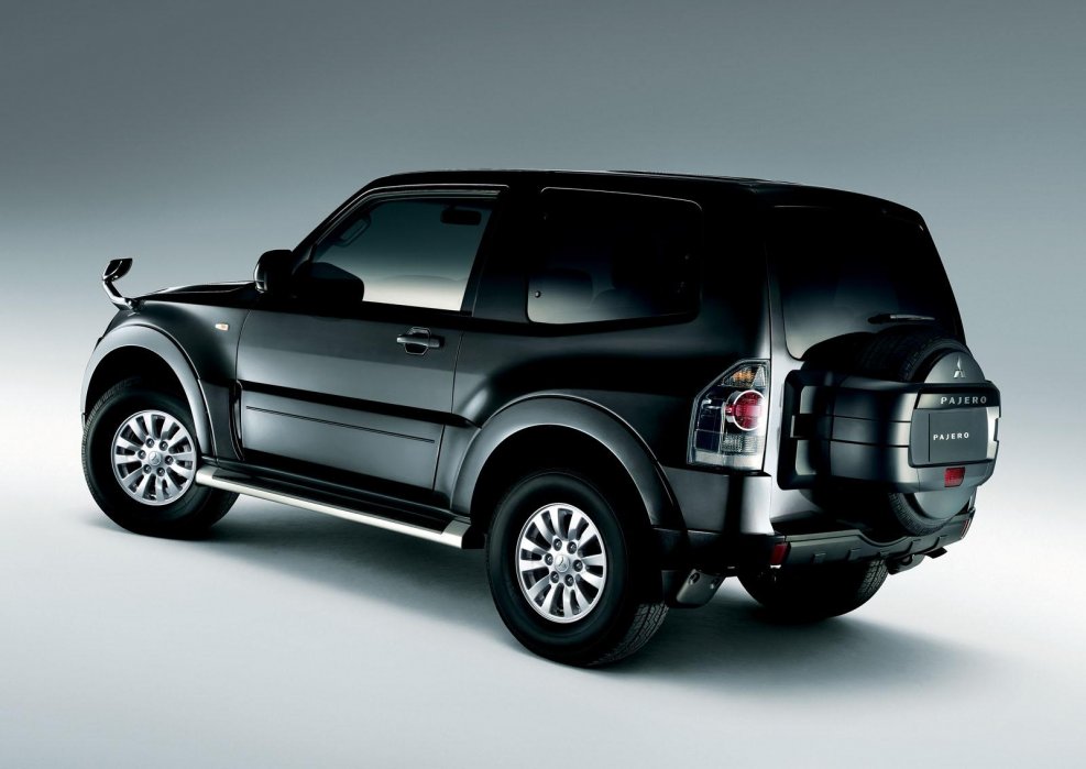 Mitsubishi Pajero 3 Door 2018