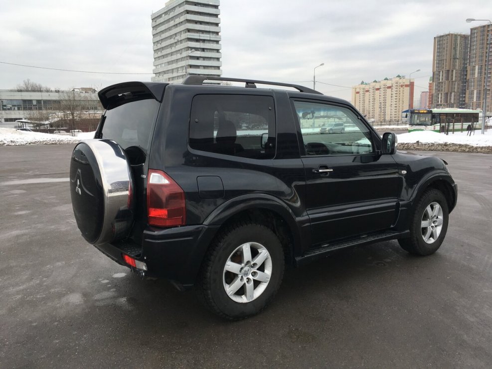 Мицубиси Паджеро 3 3 дверный