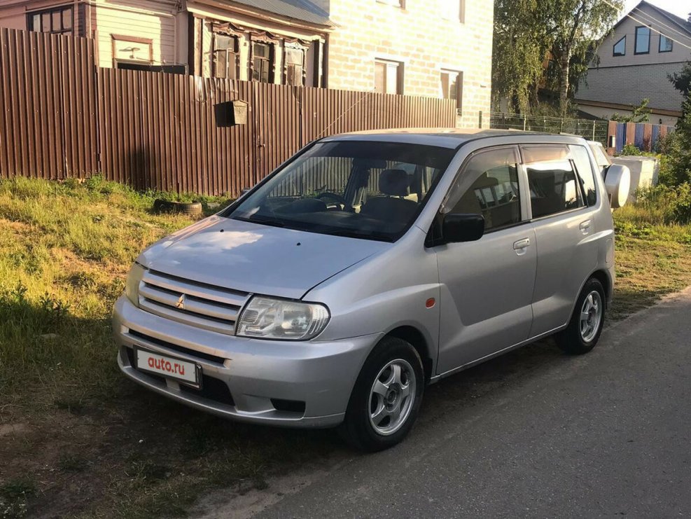 Mitsubishi Mirage Dingo