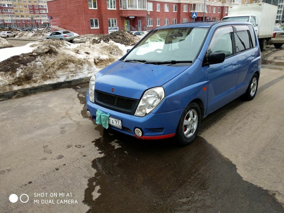 Митсубиси Динго 2001