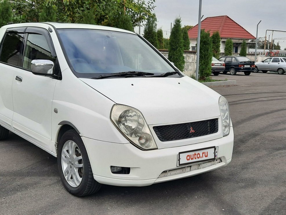 Митсубиси Динго 2001