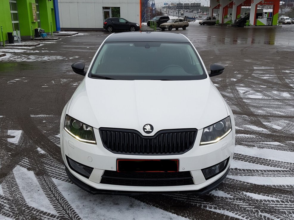 Skoda Octavia a7 2014 белая