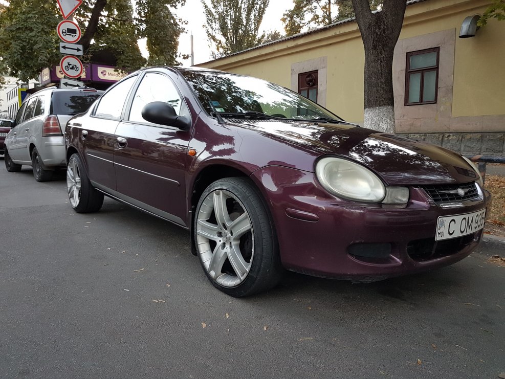 Chrysler Neon 2