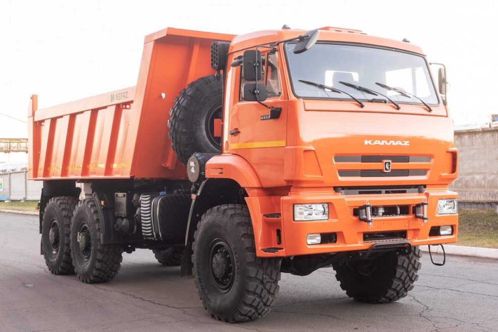 Самосвал КАМАЗ 65222-6012-53