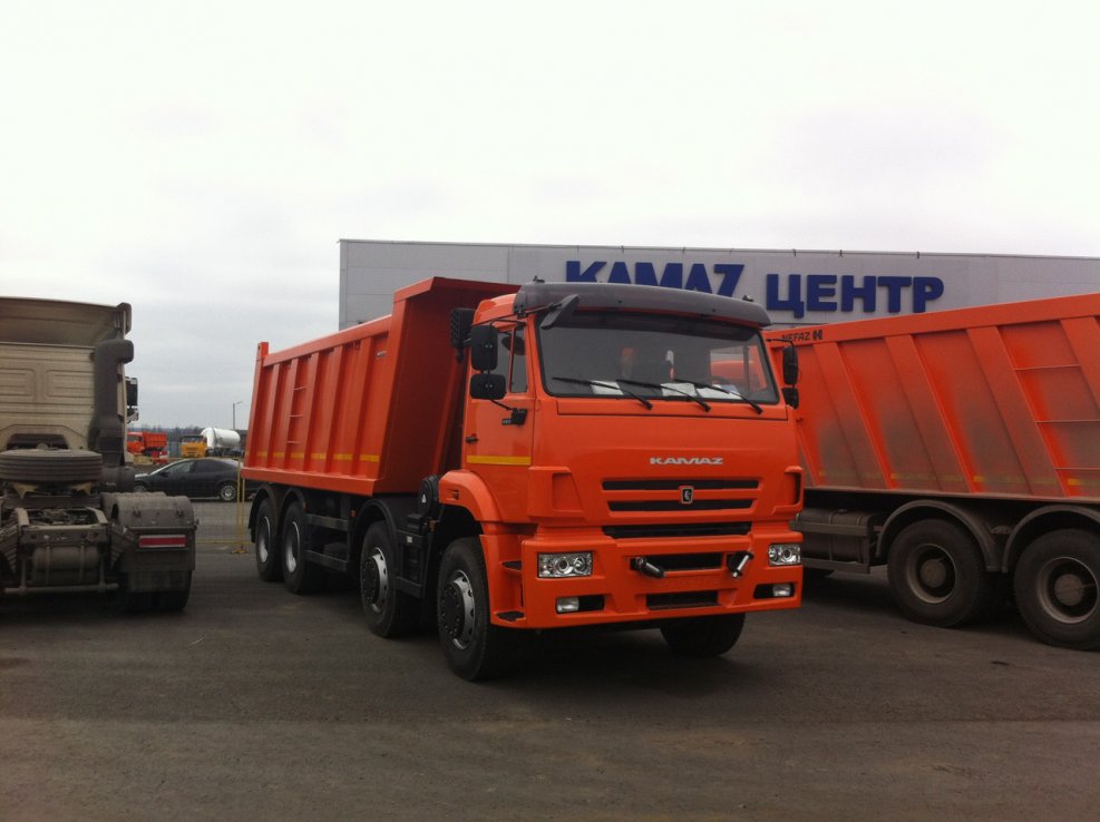 Четырехосный КАМАЗ 65201