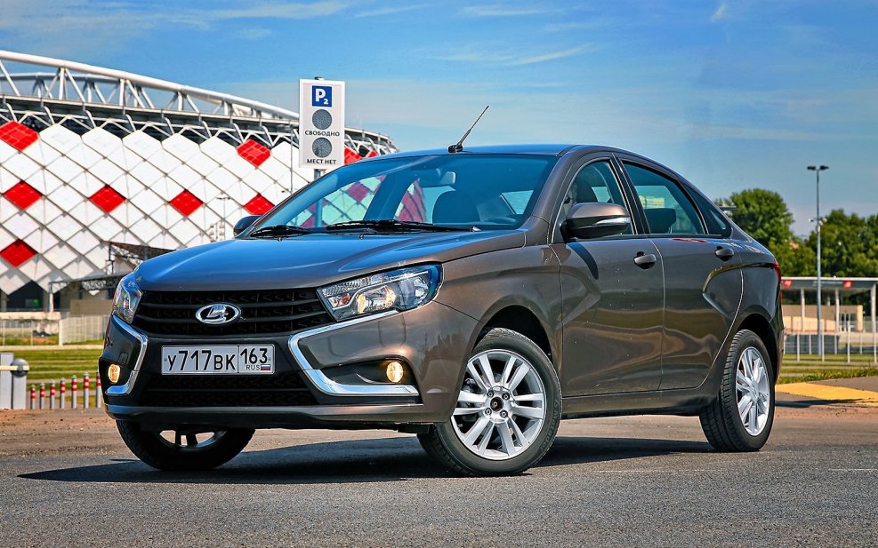 Lada Vesta Cross и Logan Stepway