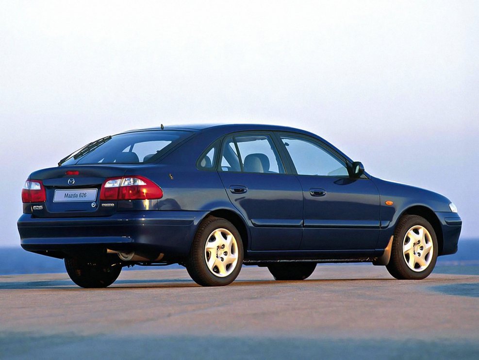 Mazda 626 v (gf)