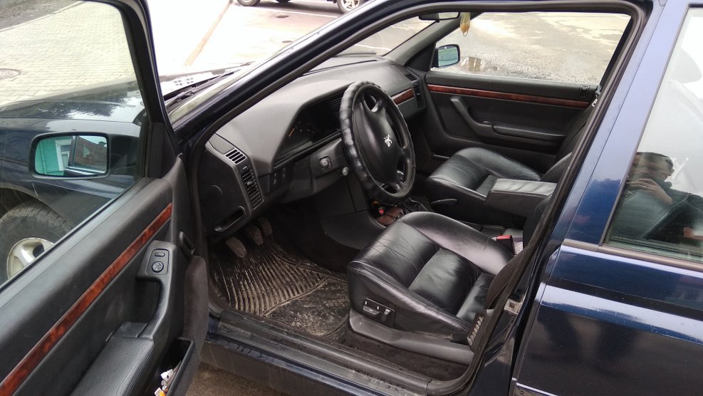 Peugeot 605 салон