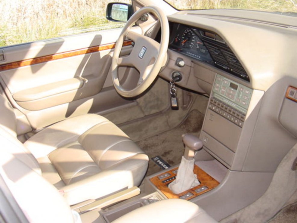 Peugeot 605 SV 3.0 салон