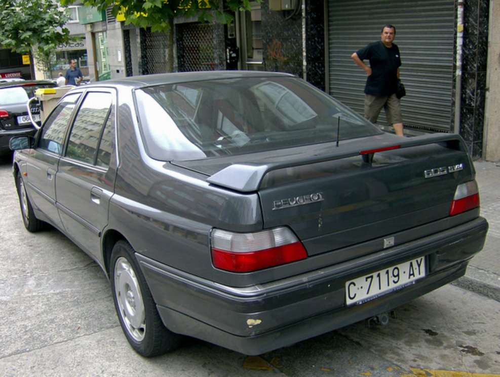 605 Пежо 1998 салон