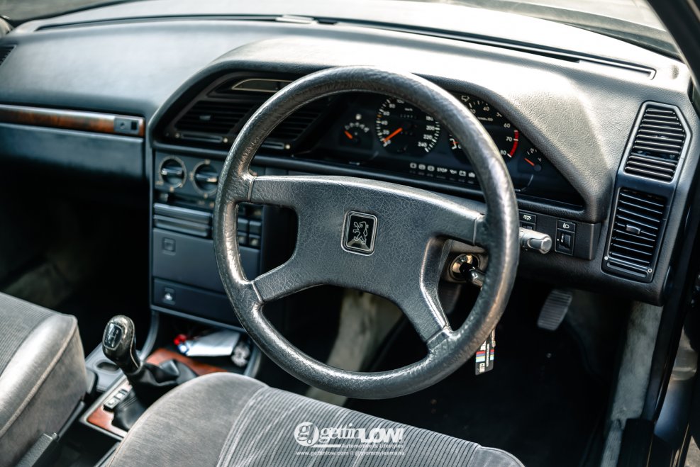 Замена руля на Peugeot 605