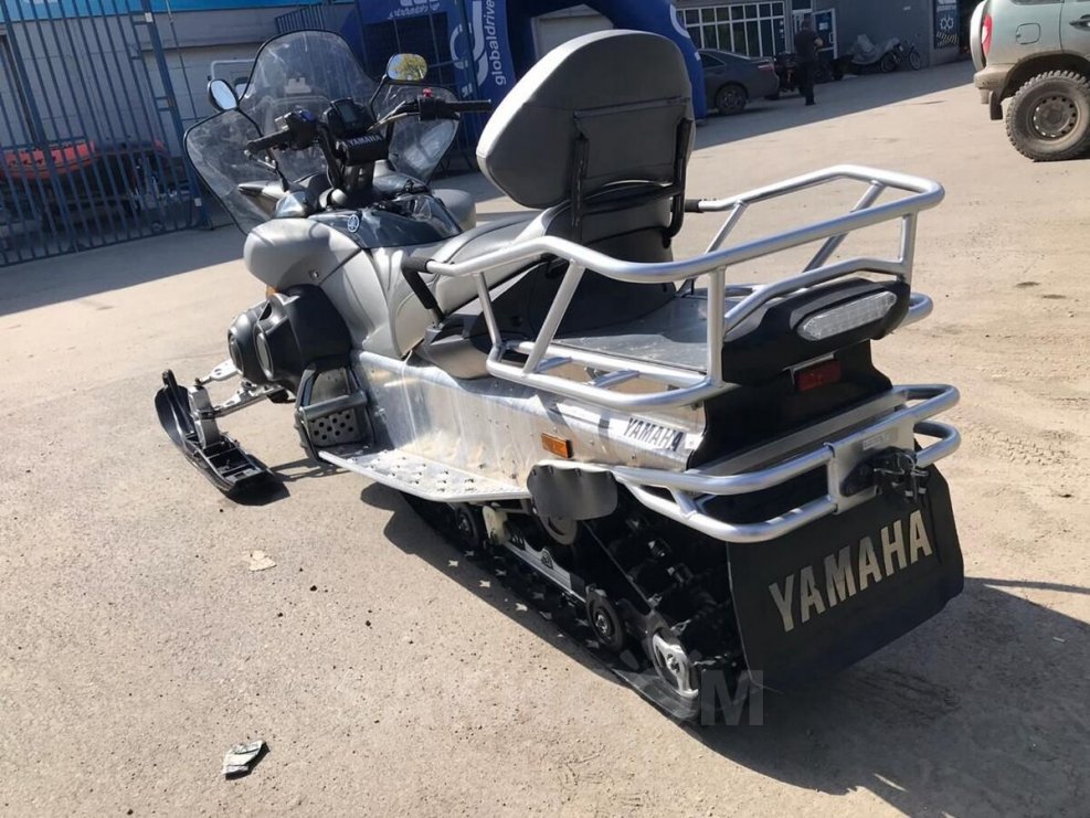 Yamaha Venture снегоход