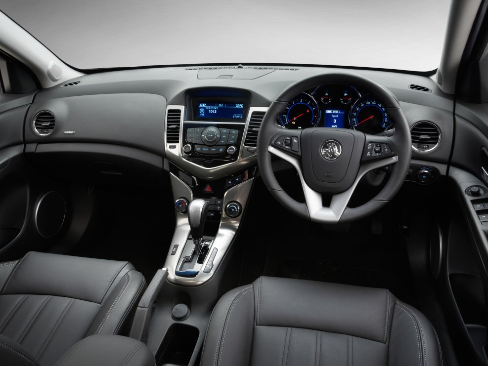 Holden Cruze салон