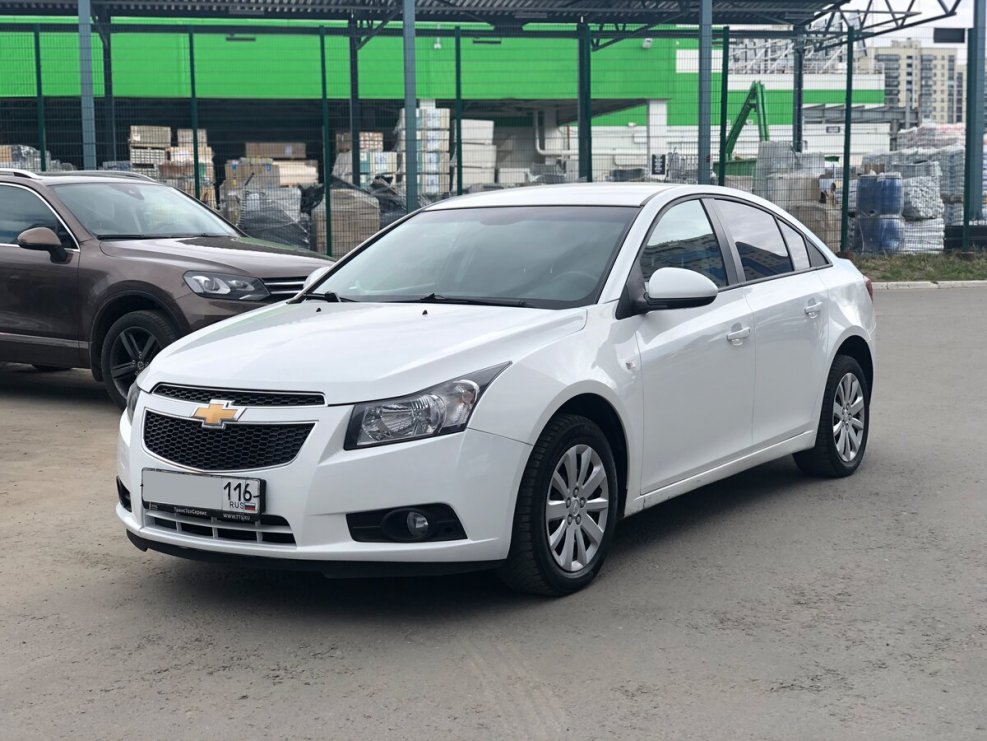 Chevrolet Cruze 2012 белый