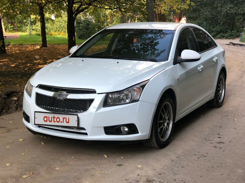 Chevrolet Cruze 2012 белый