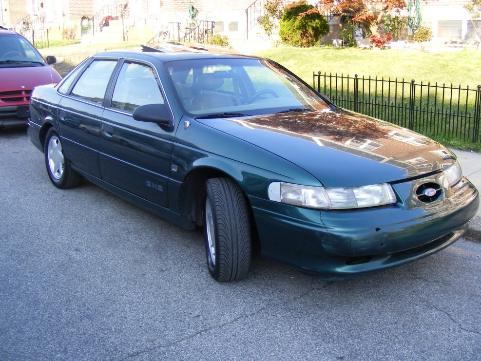 Ford Taurus 2