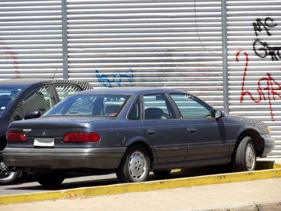 Ford Taurus 2 1990