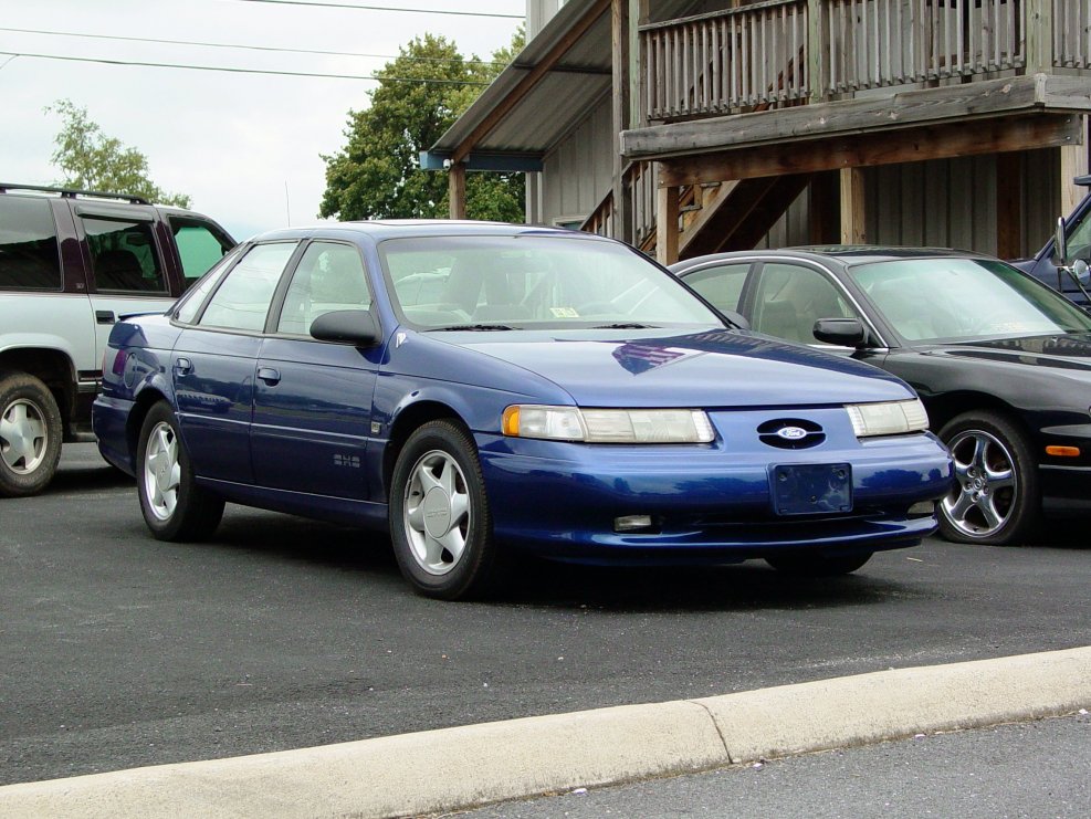 Форд Таурус 1992 3.0 автомат