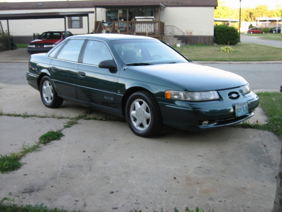 Ford Taurus Sho 2000